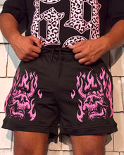 Load image into Gallery viewer, Débil  - CHORTES BLACK &amp; PINK
